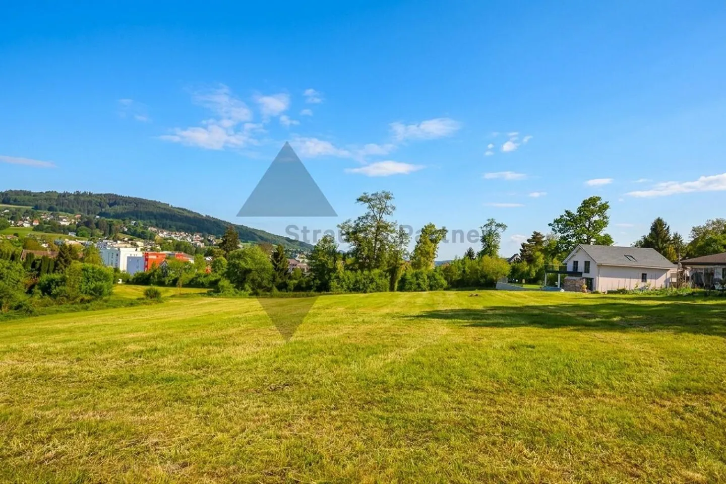BAULAND | GREAT DEVELOPMENT POTENTIAL | W2 - Photo 1 of 9