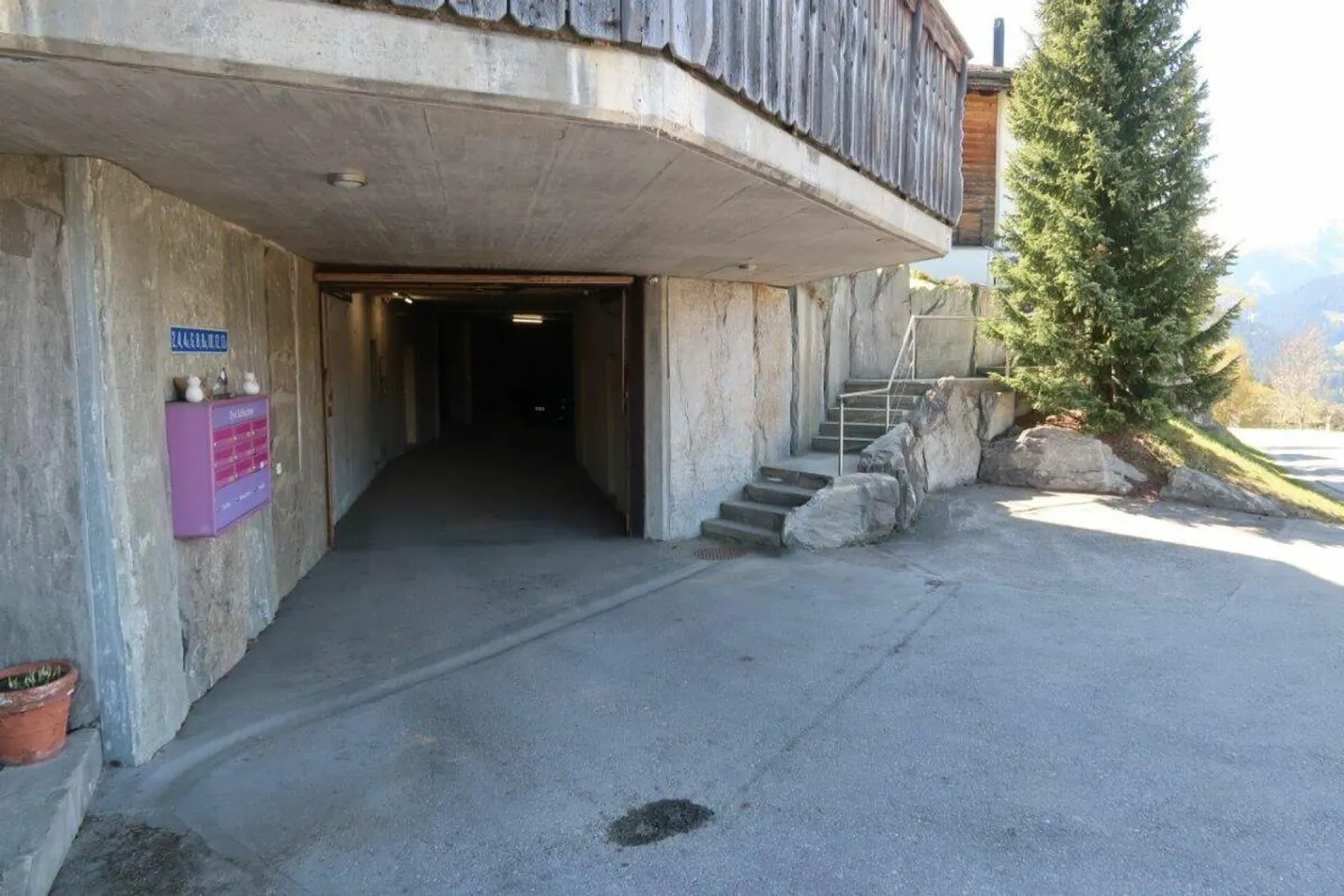 Vielfältige Parkplätze in Valata - Foto 2 von 8