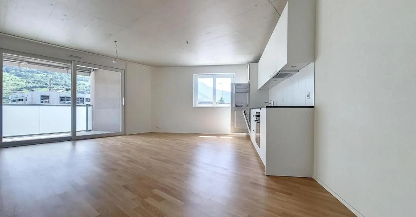 2.5 Room Apartment in Sion - Photo 1 of 6
