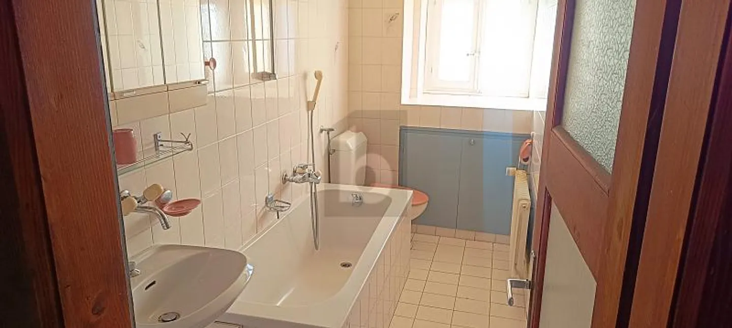 TOP PRICE! CALM, CHARM AND QUALITY OF LIFE - Photo 4 of 5