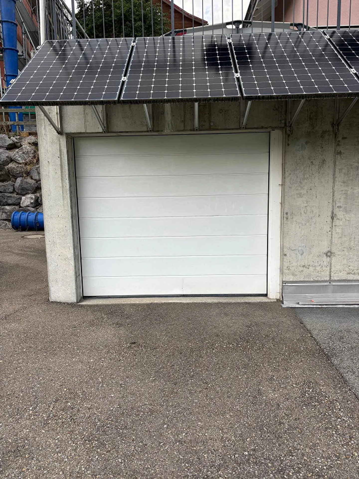 Espace de garage - Photo 1 sur 2