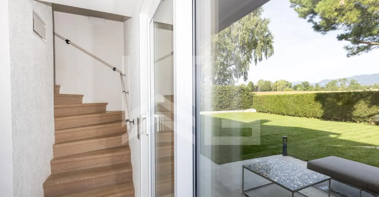 Villa with a view of the countryside - Photo 9 of 13