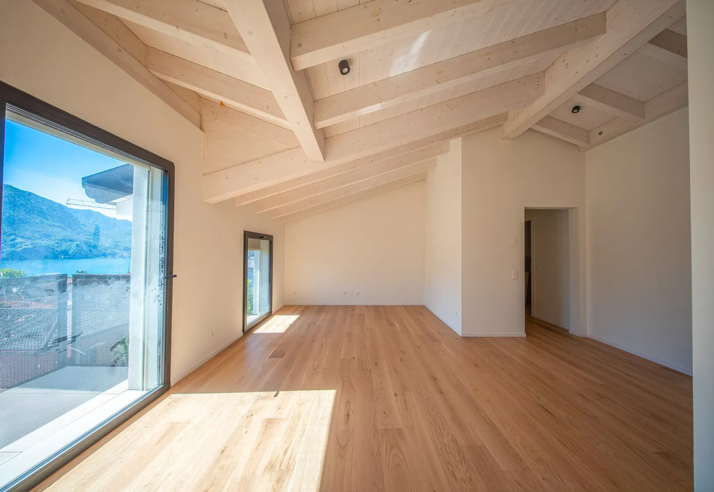 Nuovo Attico a Massagno - Foto 3 di 6