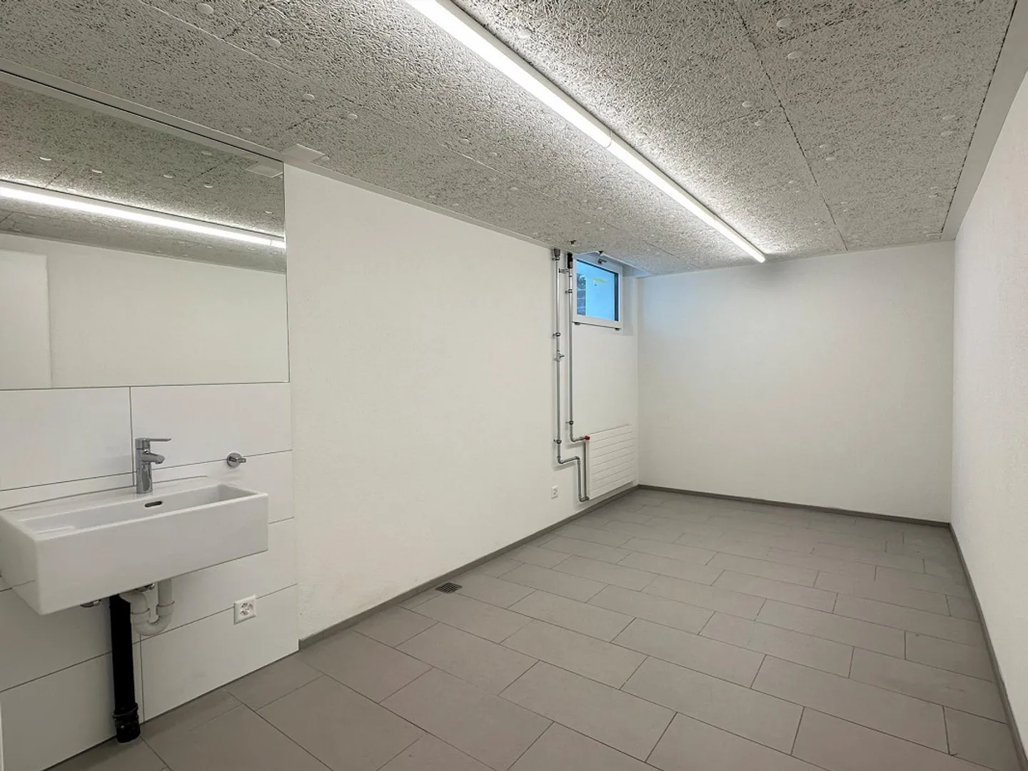 Neu ausgebauter Hobbyraum - Foto 3 von 3