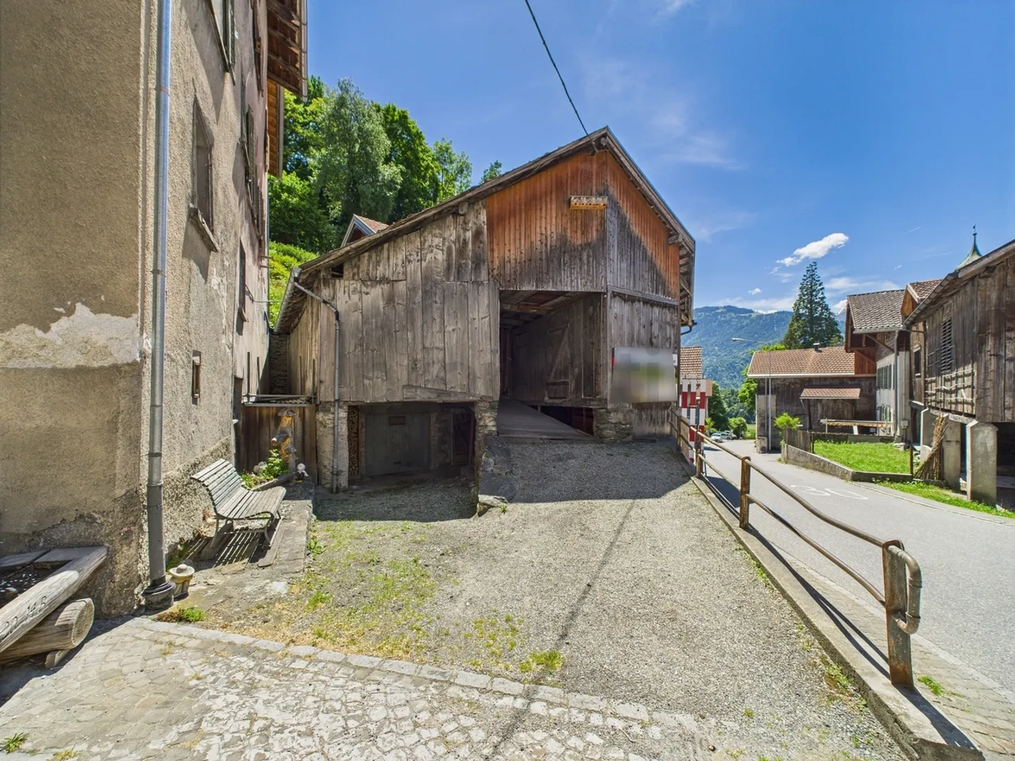 Charmante maison individuelle à Tamins avec un flair historique - Photo 12 sur 13