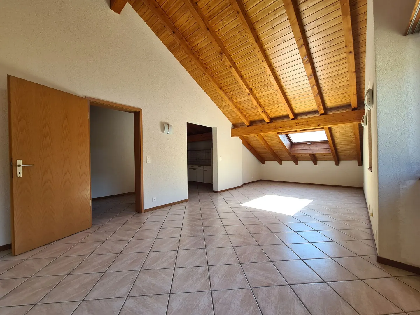Charming 2.5 room apartment in Sainte-Croix - Photo 2 of 6