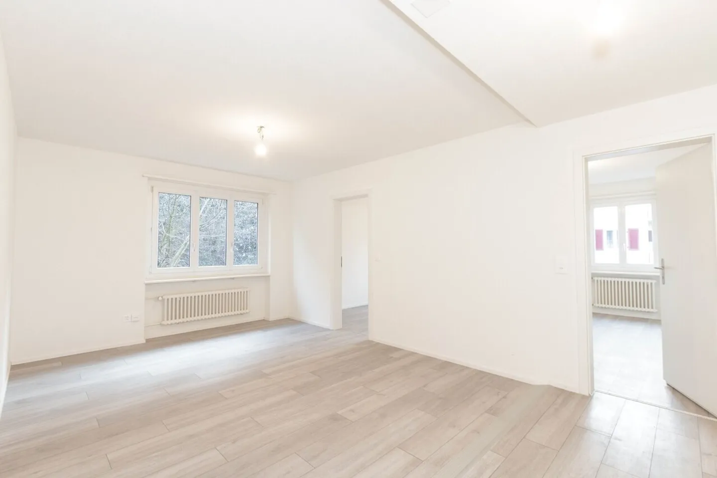 Appartement moderne de rêve - Photo 3 sur 5