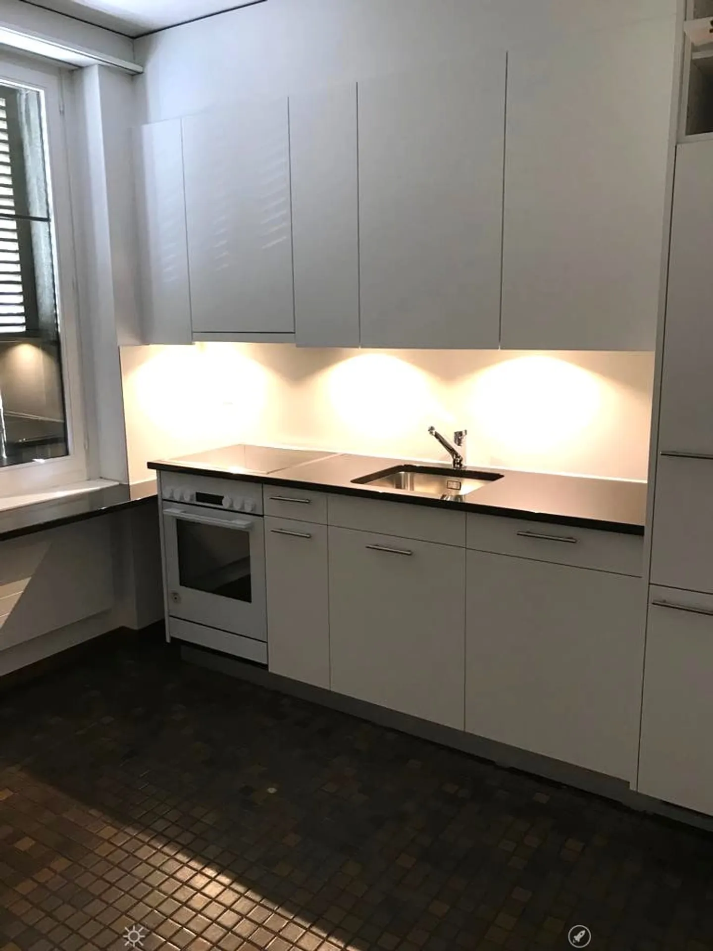 Appartement de 3 pièces situé au centre - Photo 3 sur 7