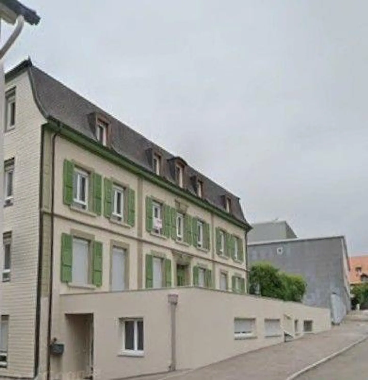 Appartement à vendre - Photo 3 sur 13