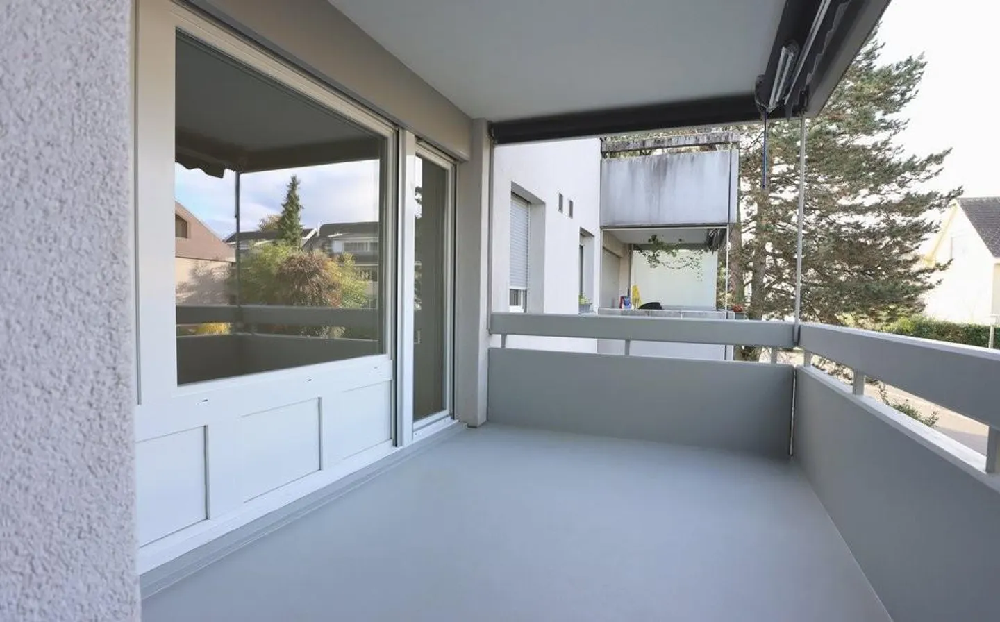 Sanierte Wohnung mit Balkon - Foto 4 von 9