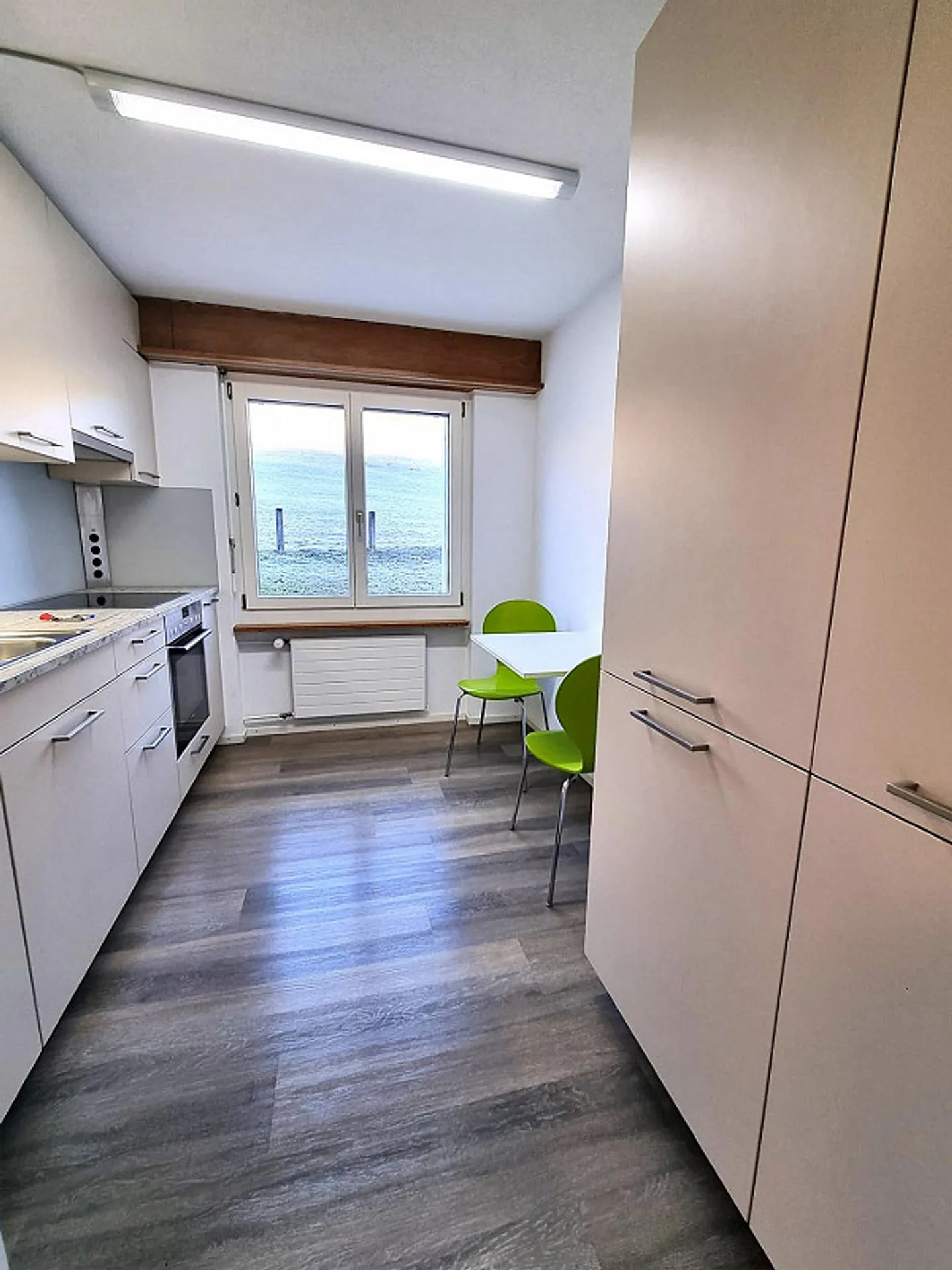 Vivere con vista sulle colline e sul paesaggio montano - Foto 5 di 14