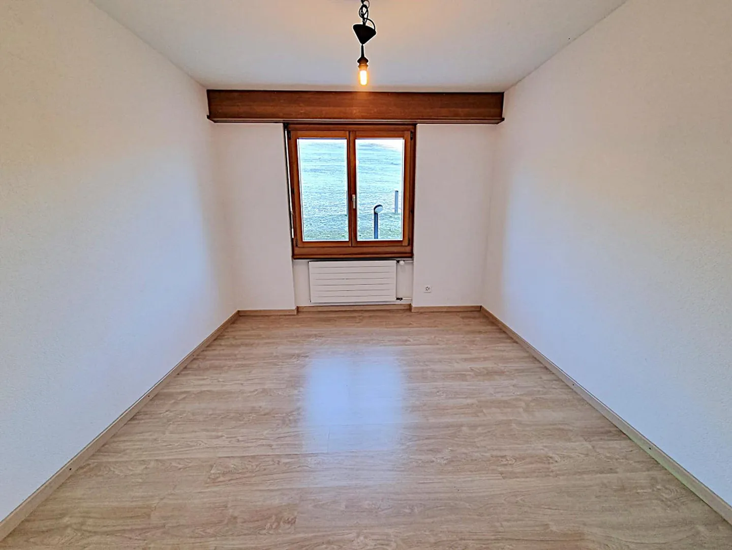 Vivere con vista sulle colline e sul paesaggio montano - Foto 10 di 14