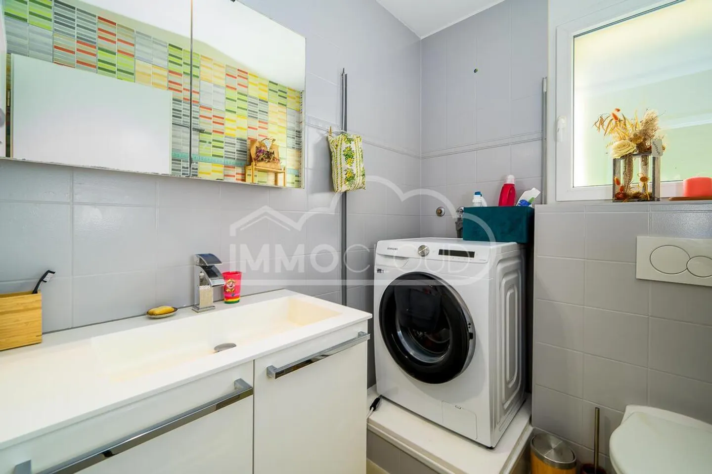 Spacious 4.5 rooms with balcony - Photo 3 of 13