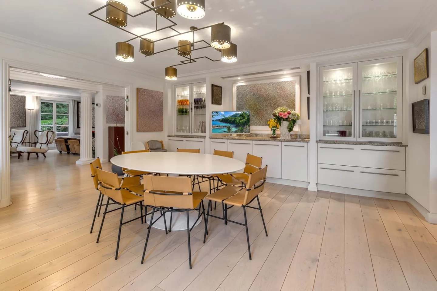 High-end duplex in a prestigious residence in an idyllic setting - Photo 4 of 10