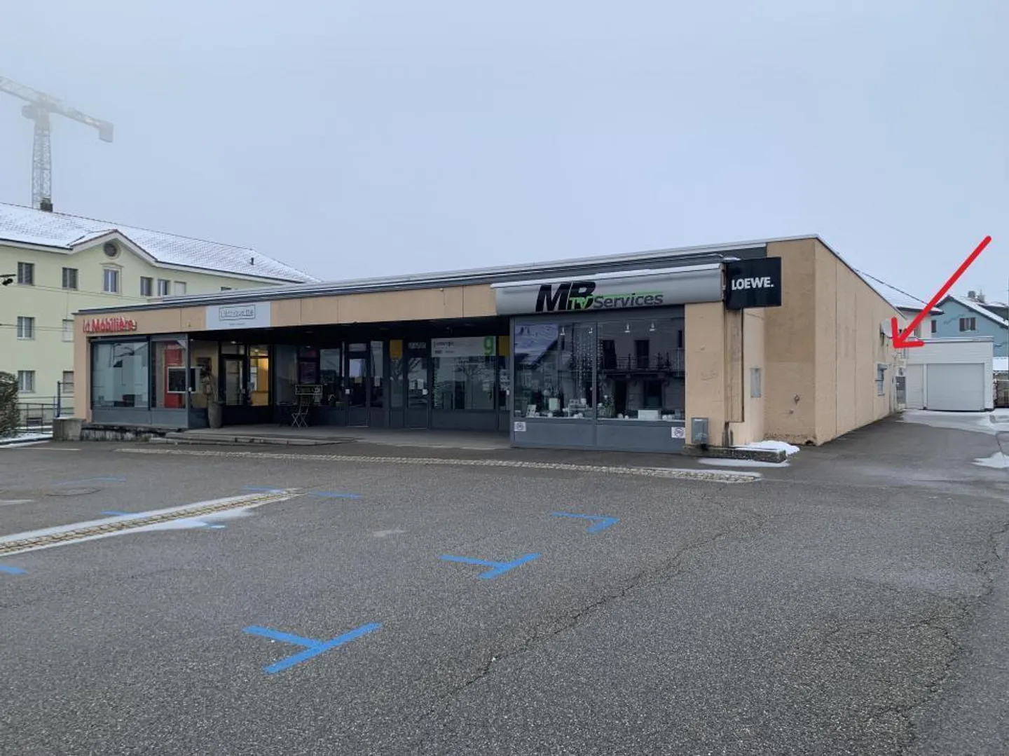 Spazio commerciale idealmente situato - Foto 1 di 4