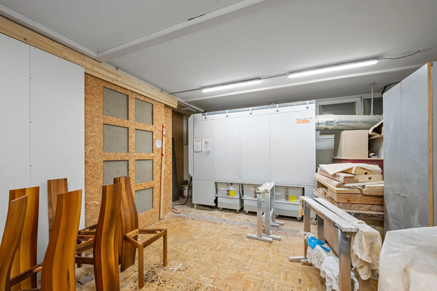 Espaces commerciaux et de bureau spacieux à Gossau - utilisation flexible - Photo 17 sur 26