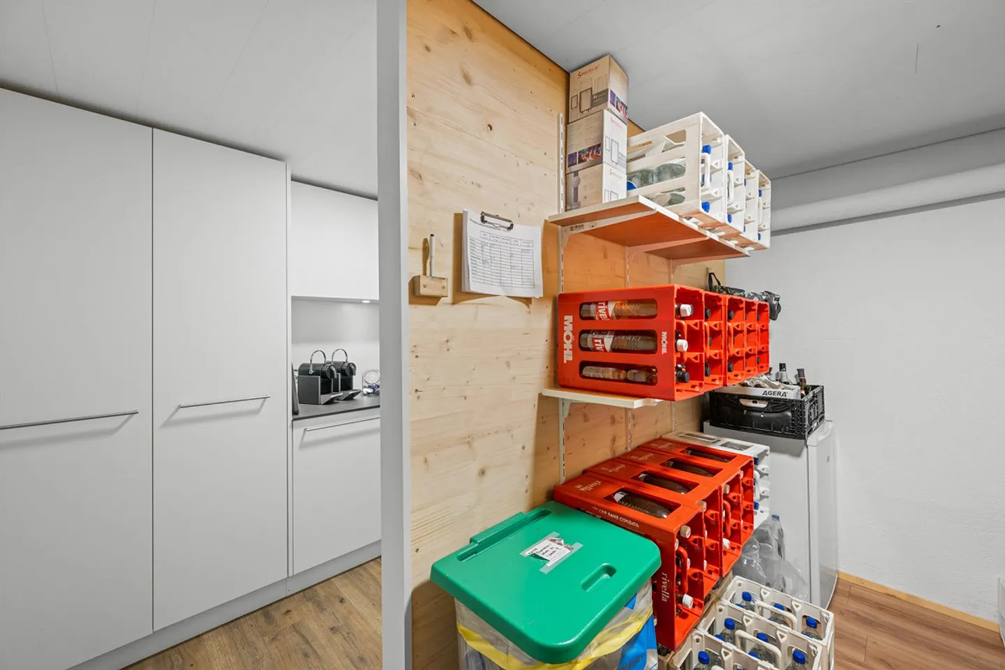 Espaces commerciaux et de bureau spacieux à Gossau - utilisation flexible - Photo 19 sur 26