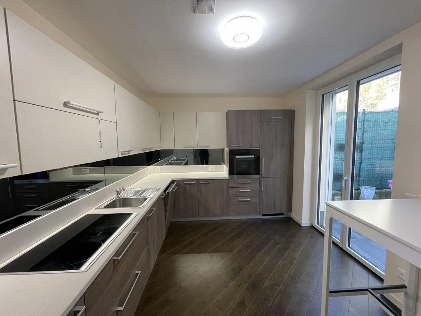 MODERN AND SPACIOUS 4.5 VILLA FOR RENT IN ARZO - Photo 4 of 13