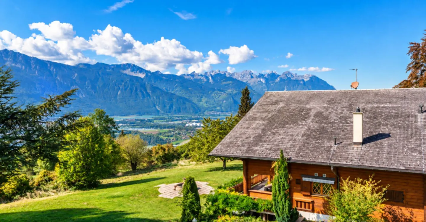 Chalet d'exception avec vue montagne - Photo 2 sur 13
