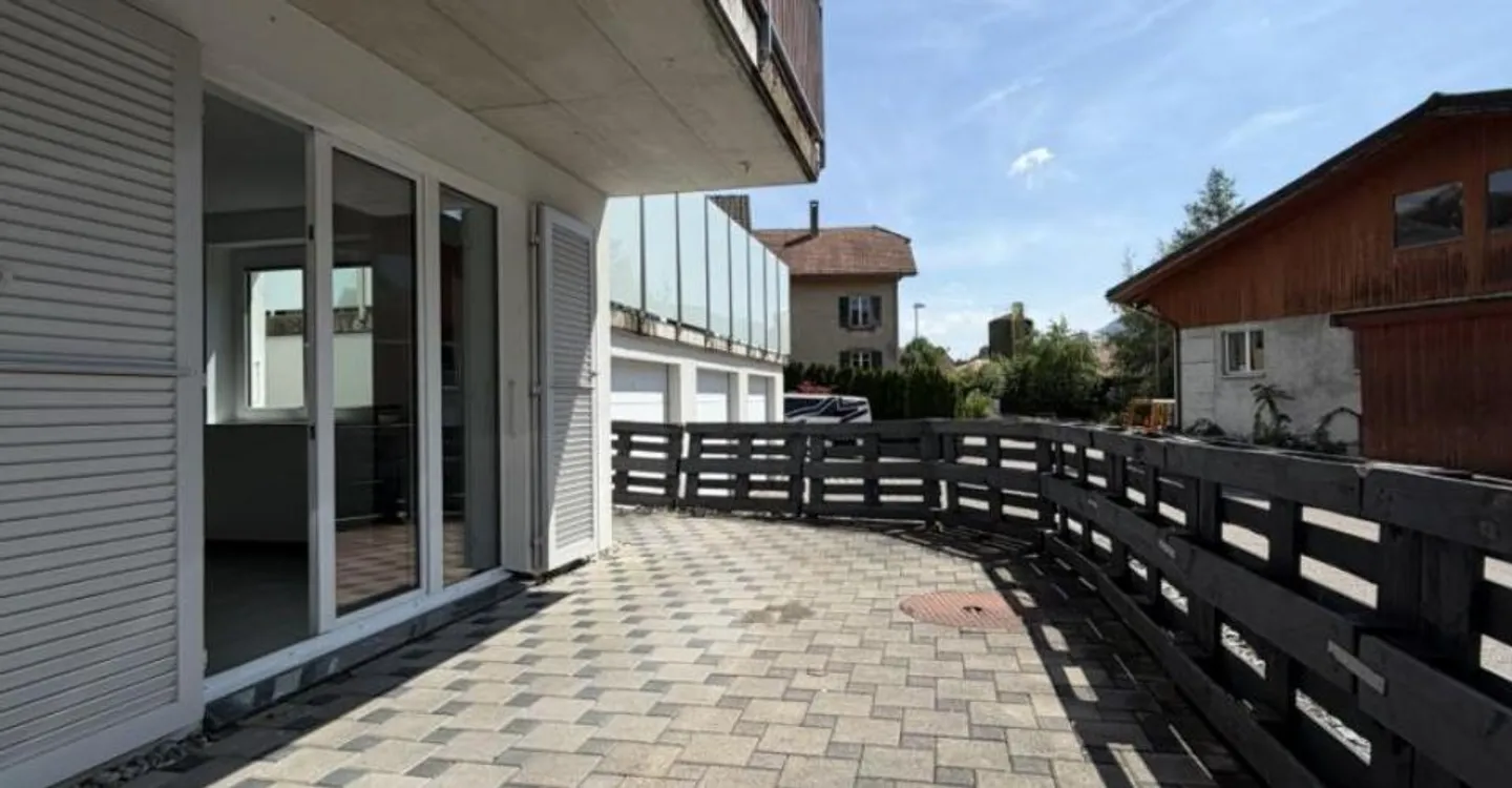 Appartement moderne avec terrasse - Photo 5 sur 11