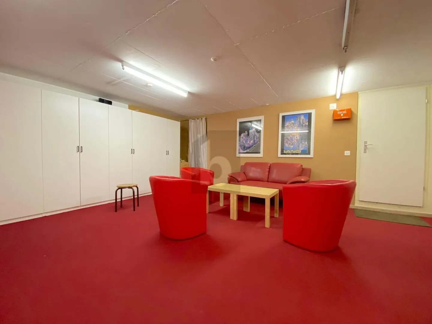 IDEALMENTE SITUATO NEL CUORE DEL VILLAGGIO - Foto 3 di 6