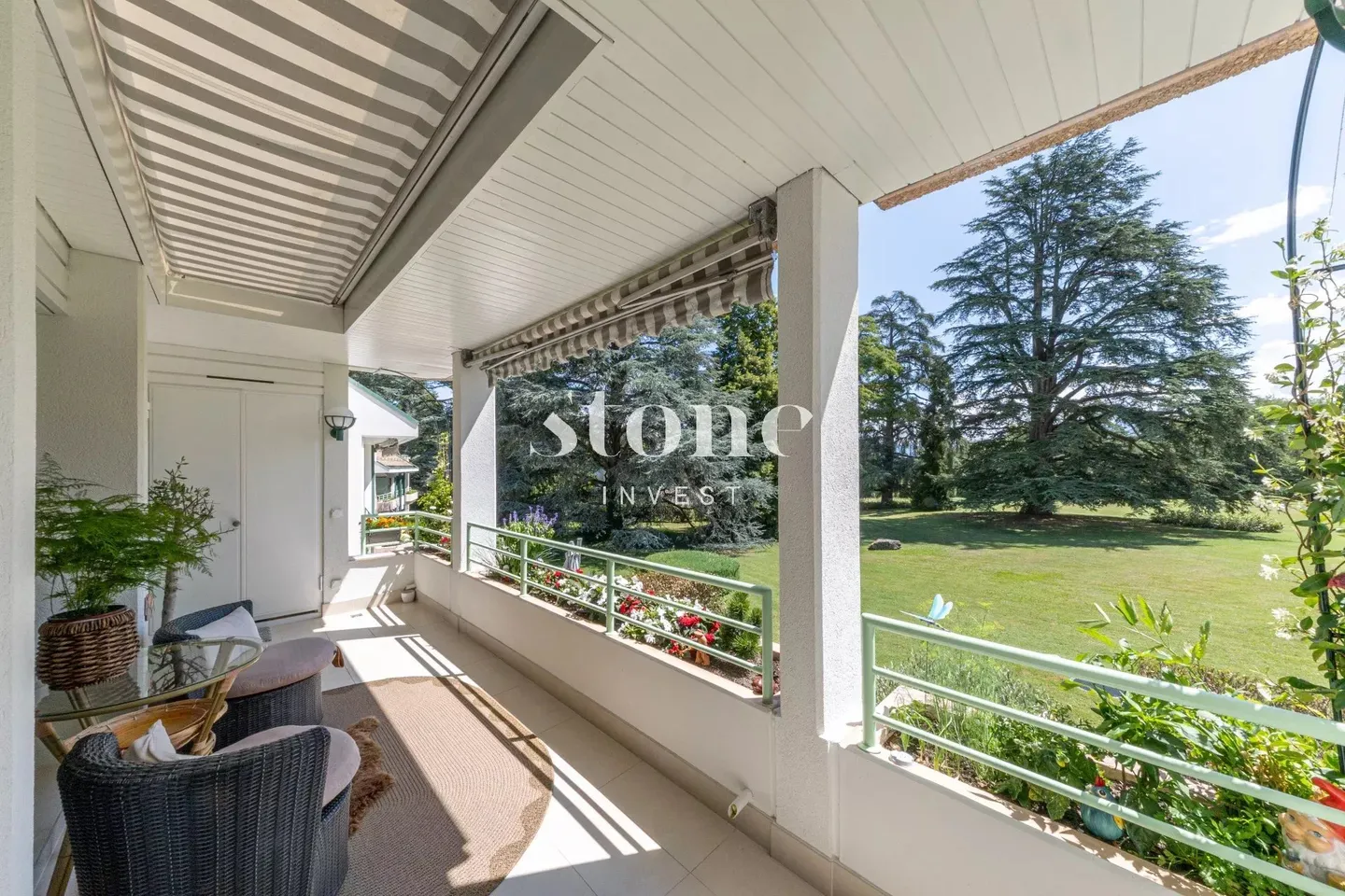 Appartement Charmant au Bord du Lac - Photo 2 sur 10