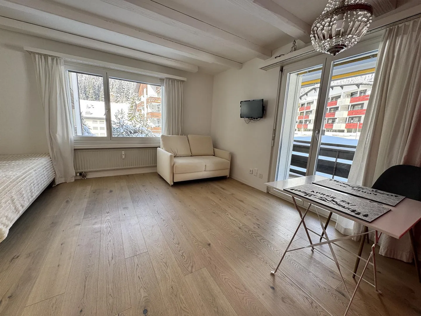 Studio Laax Murschetg, top location, available immediately until November, indoor pool, sauna - Photo 6 of 11