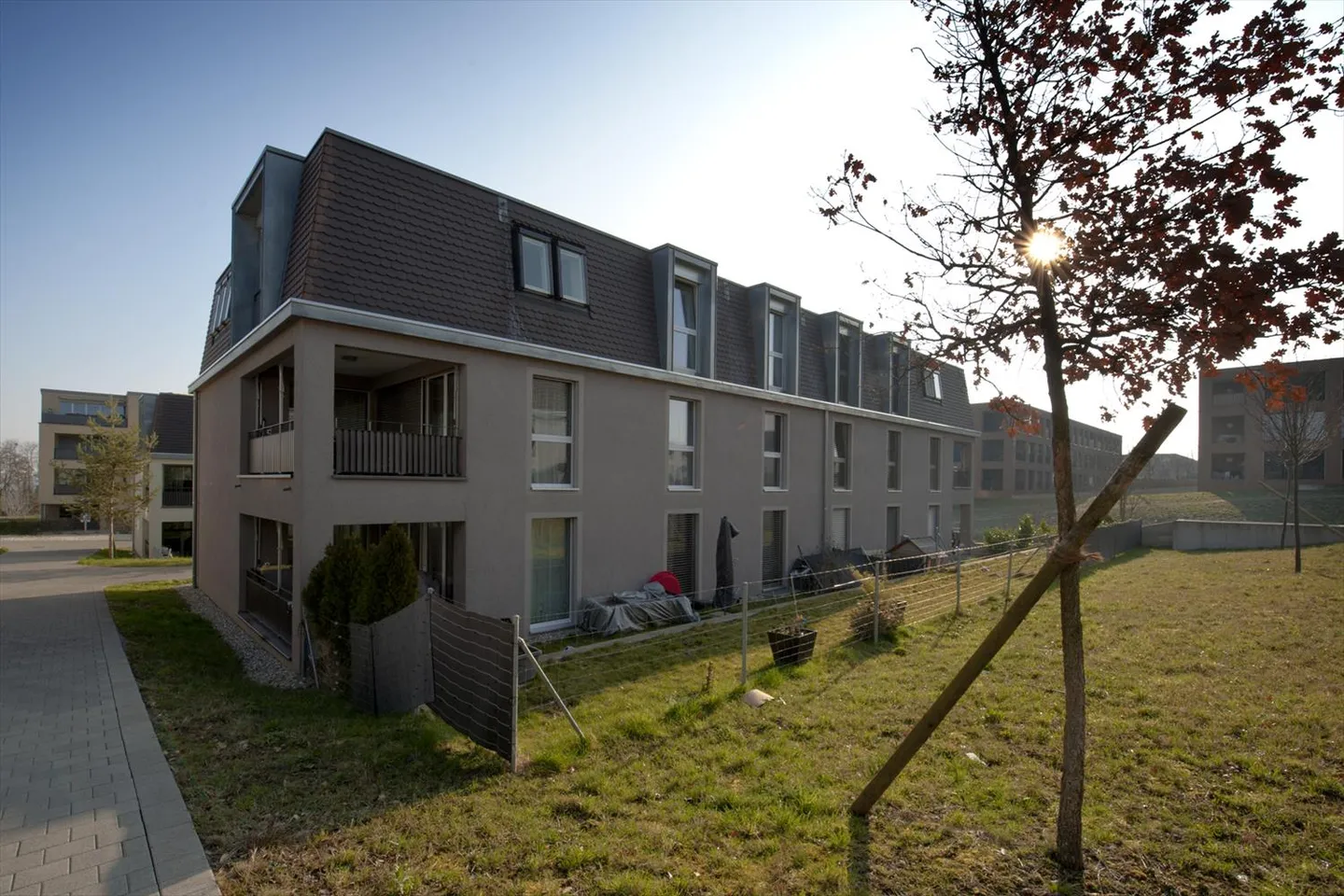 Paradis familial dans le vert - Photo 1 sur 10