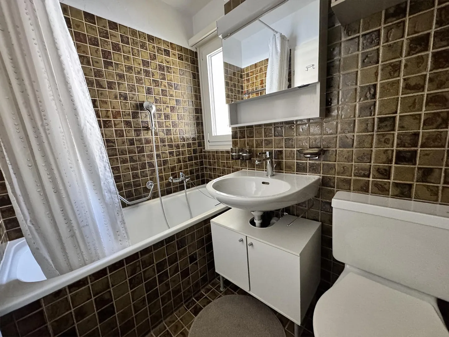 Studio Laax Murschetg, top location, available immediately until November, indoor pool, sauna - Photo 7 of 11