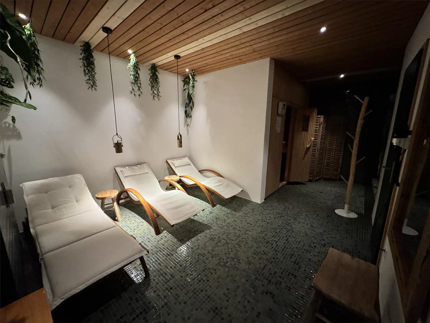 Studio Laax Murschetg, top location, available immediately until November, indoor pool, sauna - Photo 11 of 11