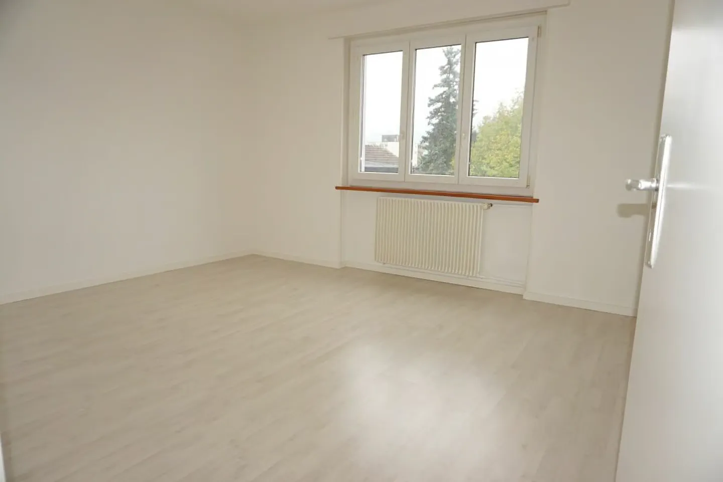 ARI-266-Loc-Wohnung mit 4,5 Zimmern, Vieux-Château 20, Delémont - Foto 8 von 12