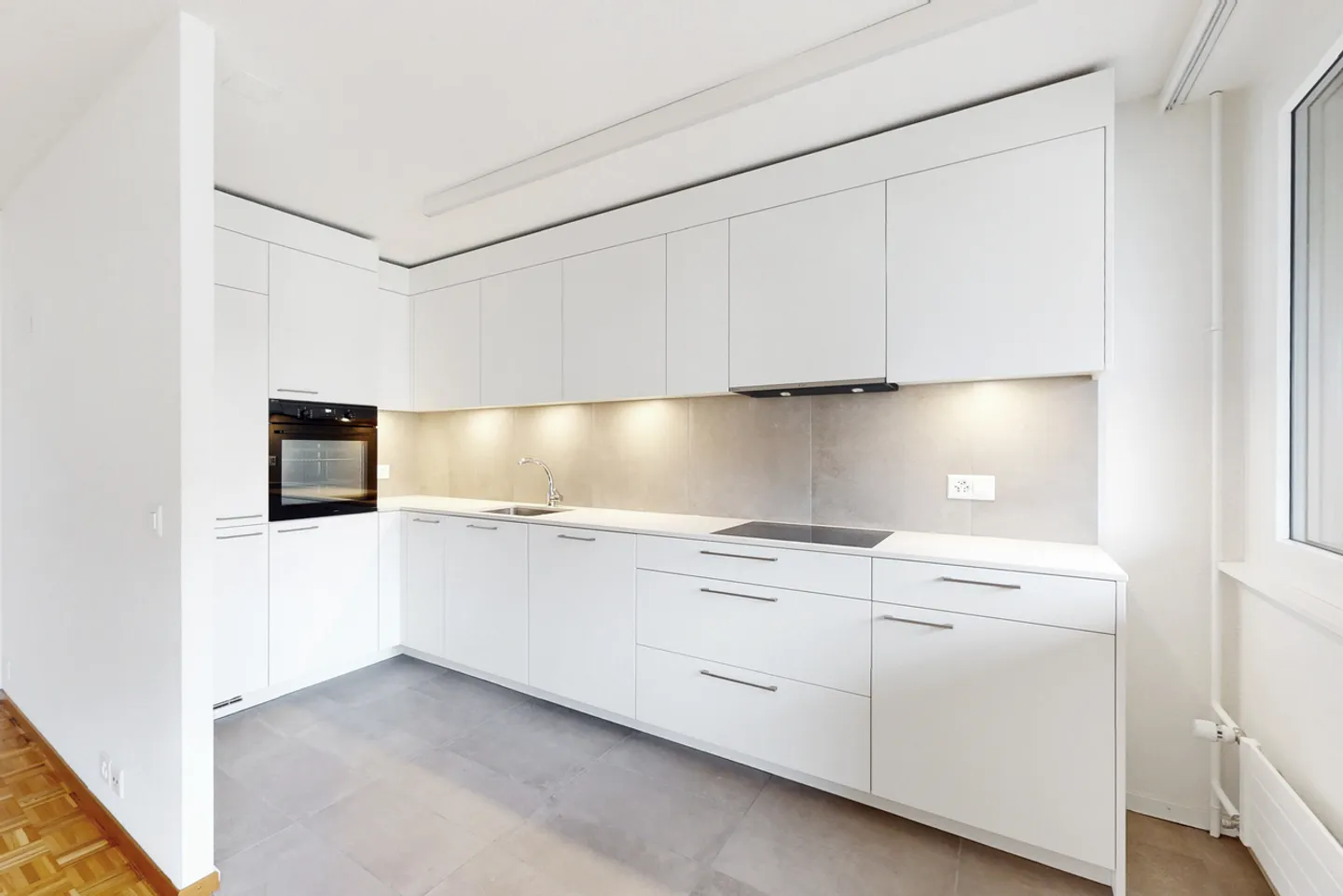 Appartement Moderne en Emplacement Privilégié - Photo 3 sur 7