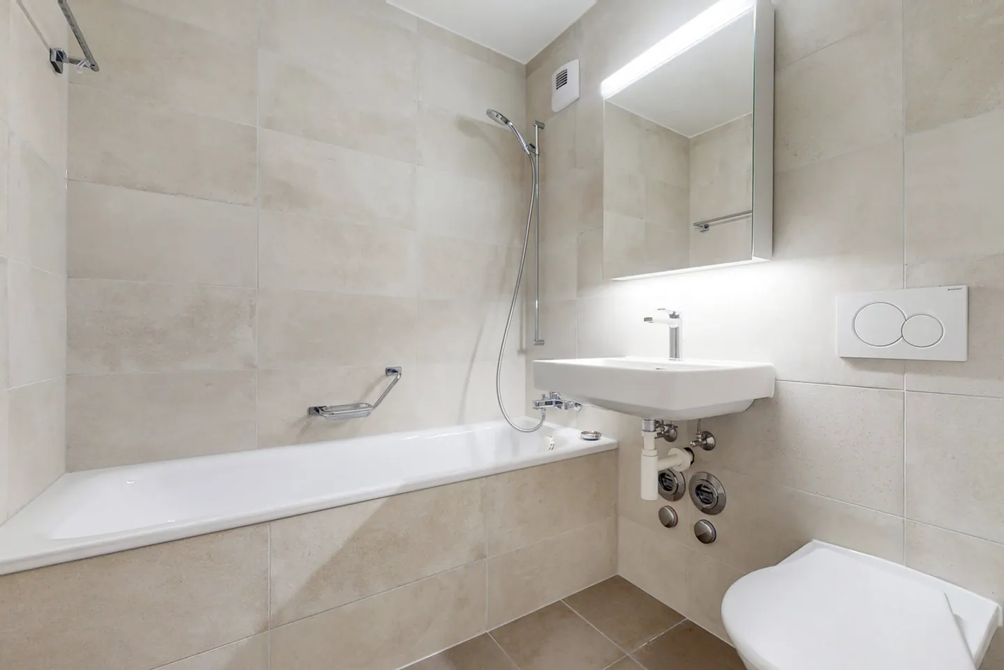 Appartement Moderne en Emplacement Privilégié - Photo 5 sur 7