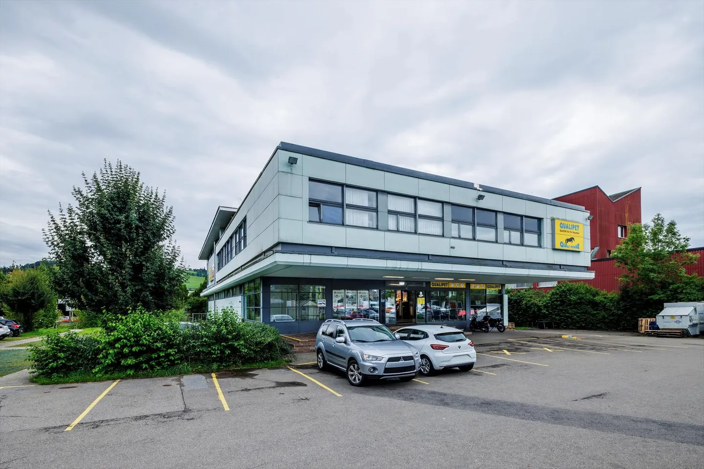 Efficace. Spacieux. Prêt pour votre entreprise. - Photo 1 sur 12