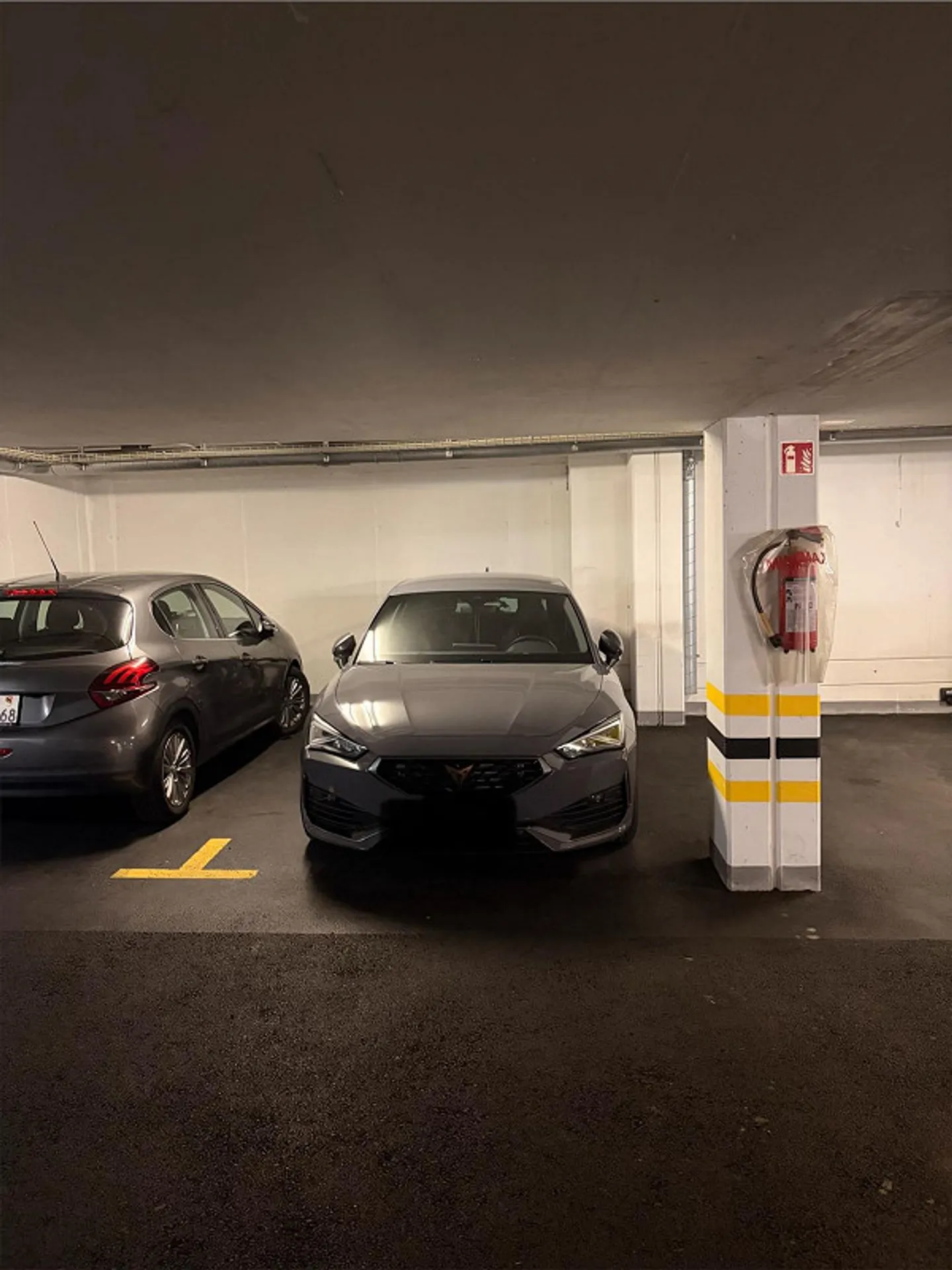 Garage souterrain - Photo 2 sur 4