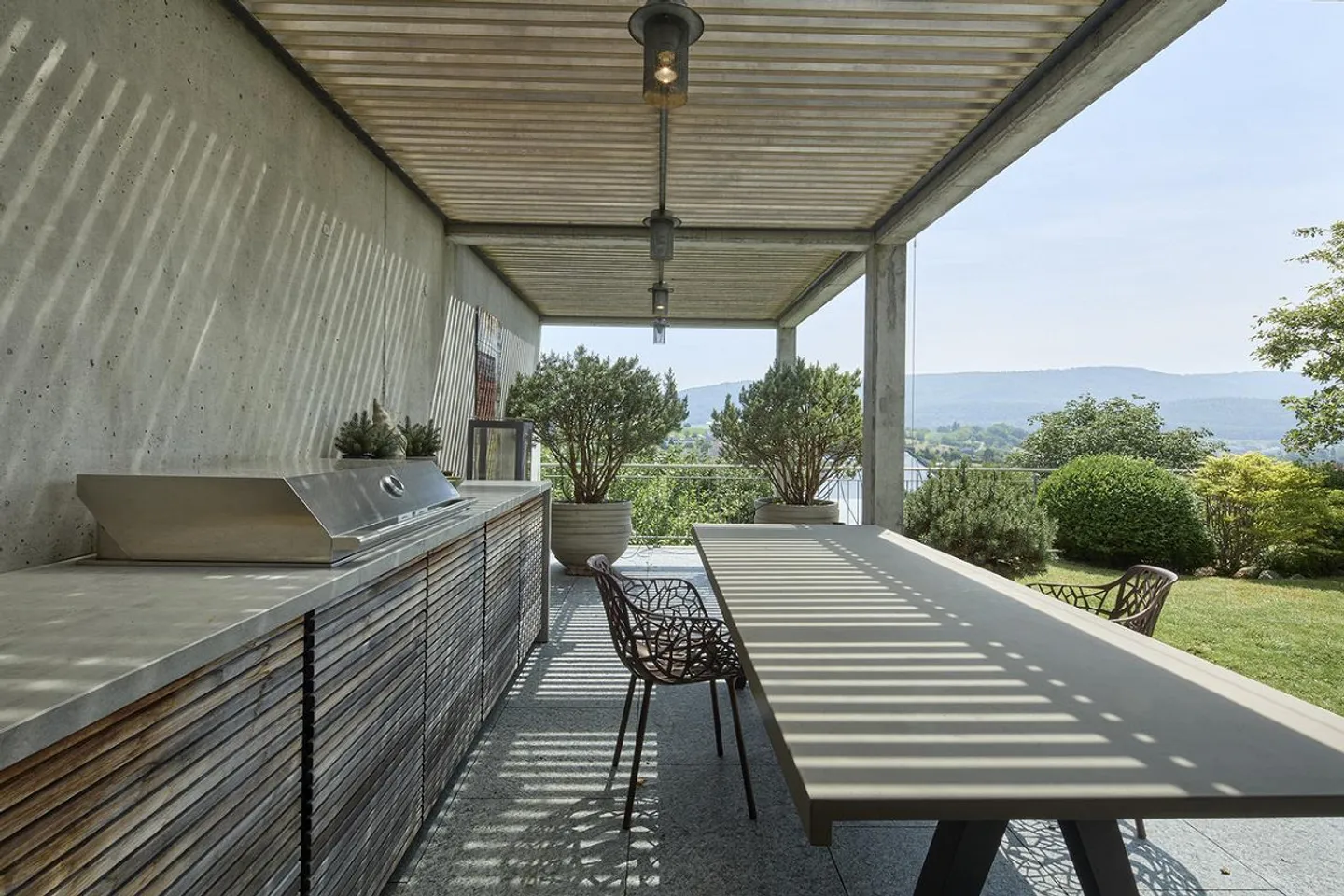 Villa de rêve avec magnifique oasis de jardin dans un quartier résidentiel exclusif - Photo 2 sur 9
