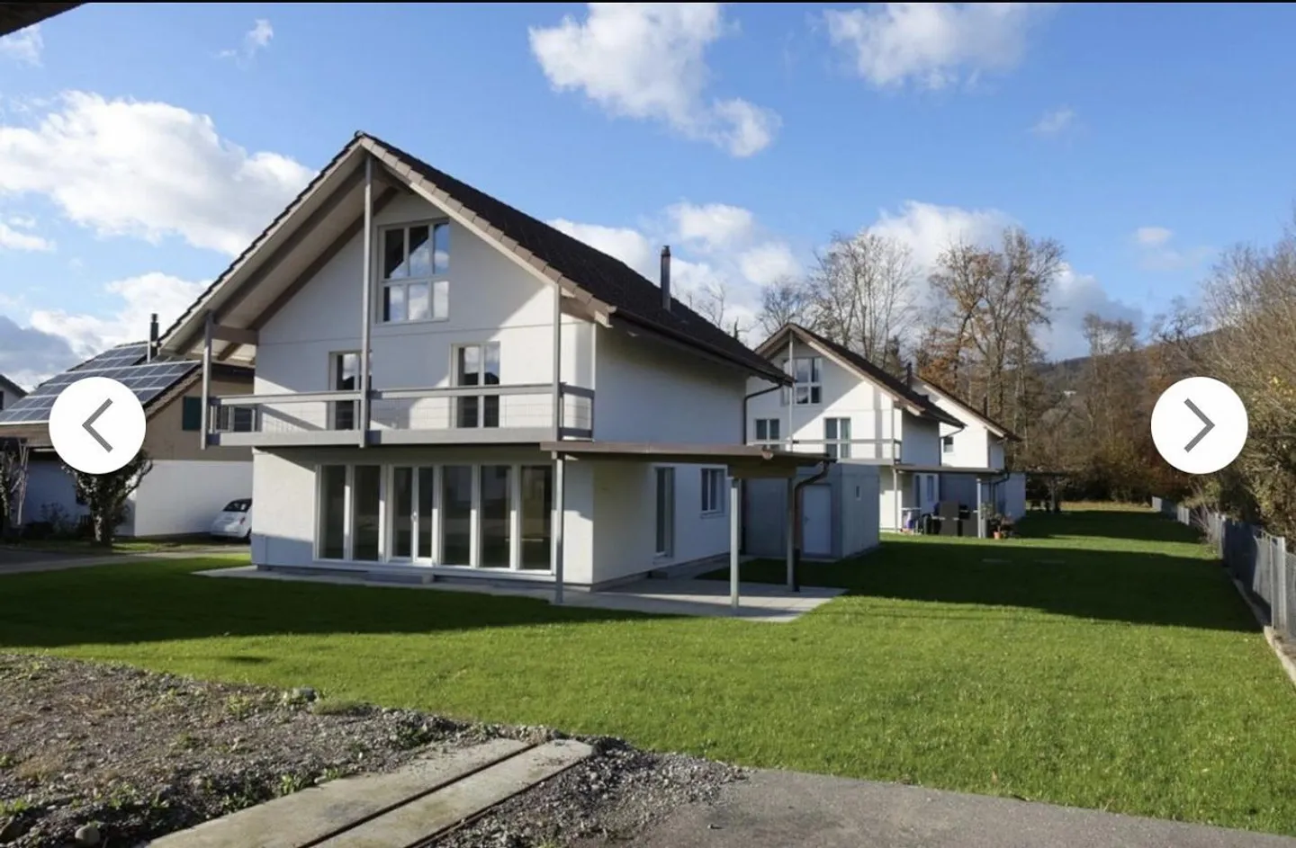 Maison individuelle moderne avec grand jardin - Photo 3 sur 22