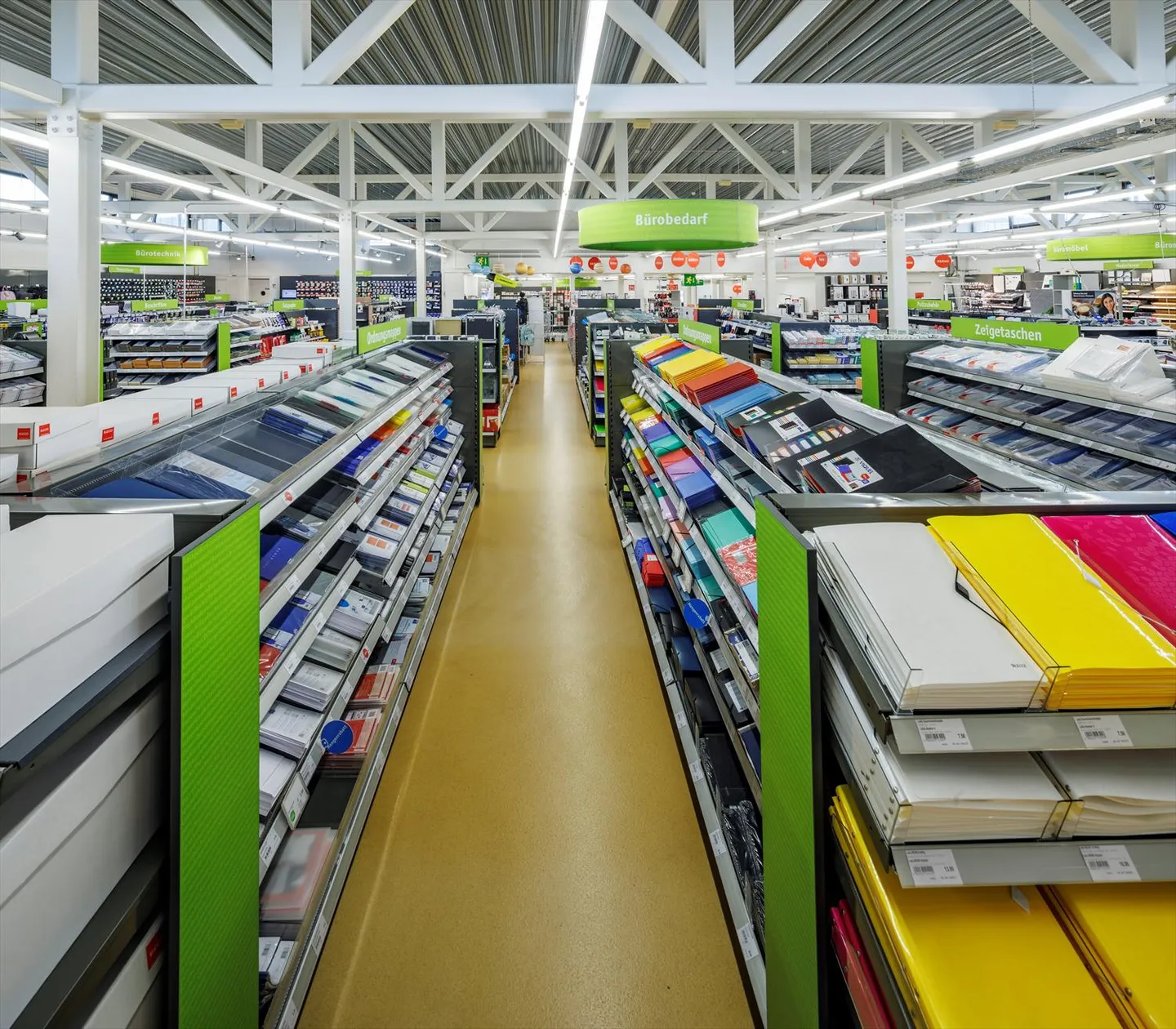 Efficace. Spacieux. Prêt pour votre entreprise. - Photo 5 sur 12