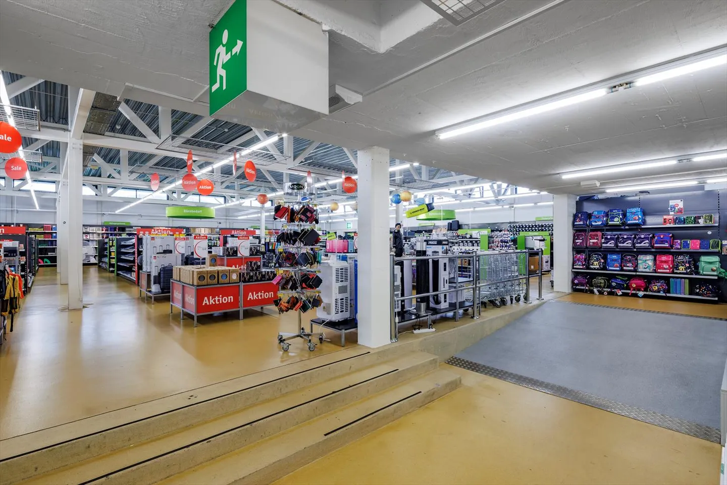 Efficace. Spacieux. Prêt pour votre entreprise. - Photo 2 sur 12