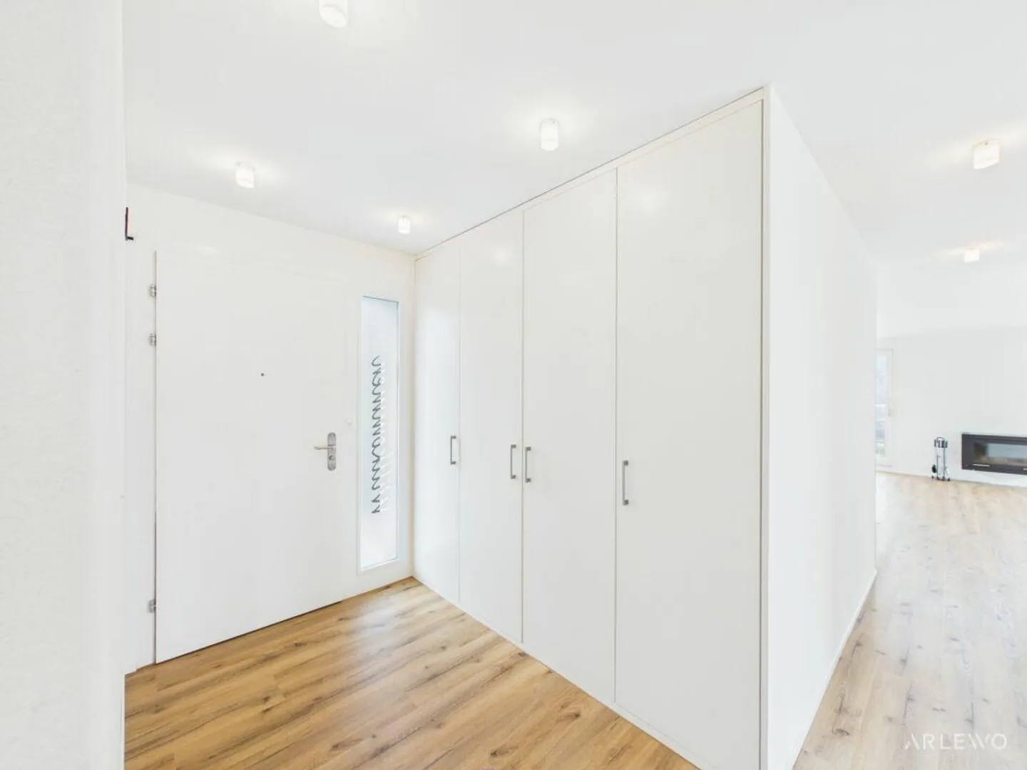 Appartamento con terrazza e vista lago - Foto 11 di 15