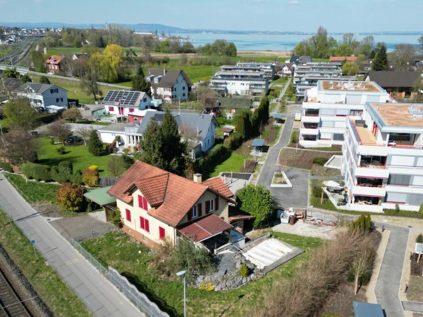 Propriété avec projet approuvé - Photo 2 sur 8