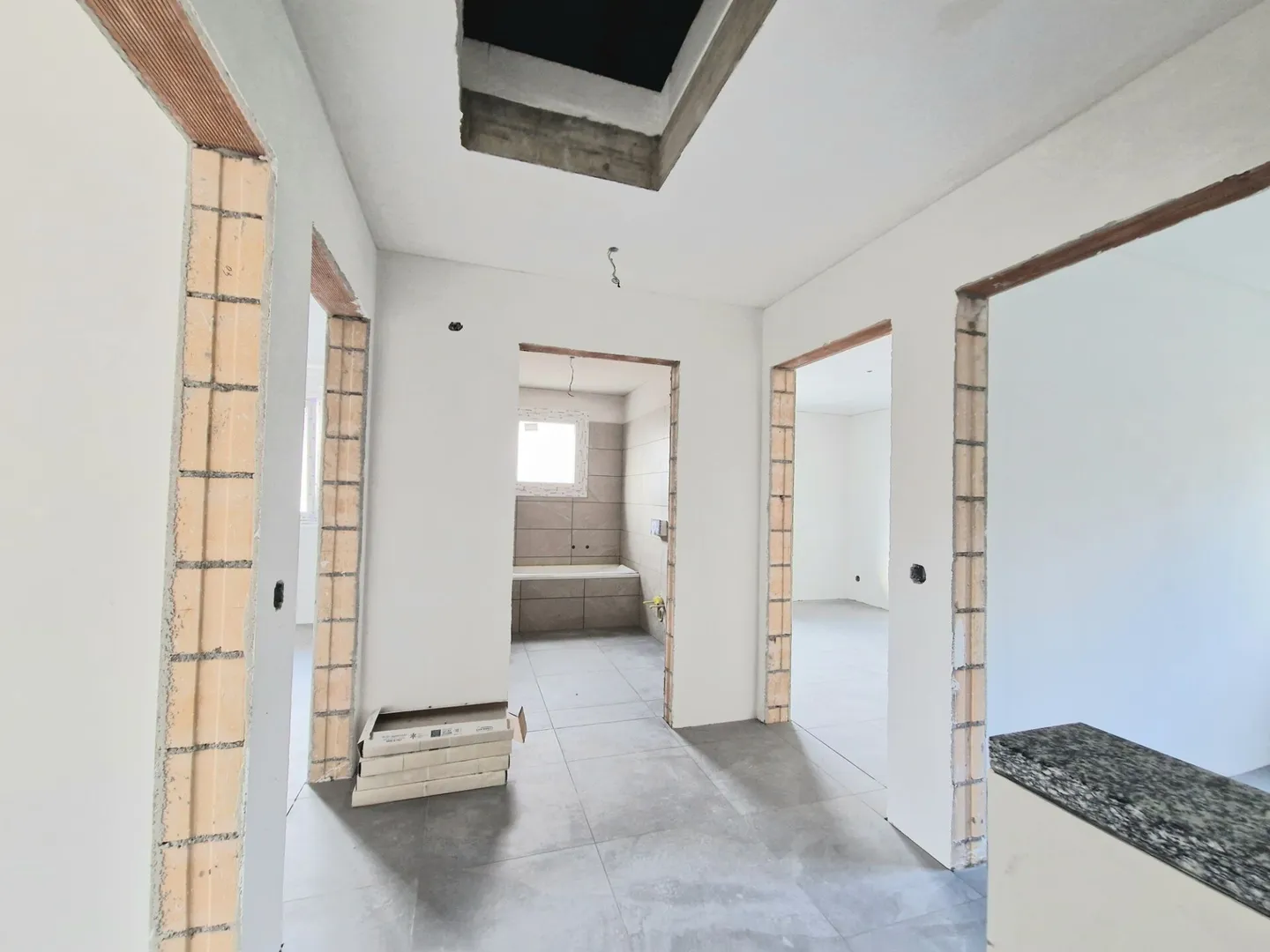 Vente à Cugnasco - Nouvelle maison individuelle avec 5,5 pièces dans un endroit calme - Photo 13 sur 23