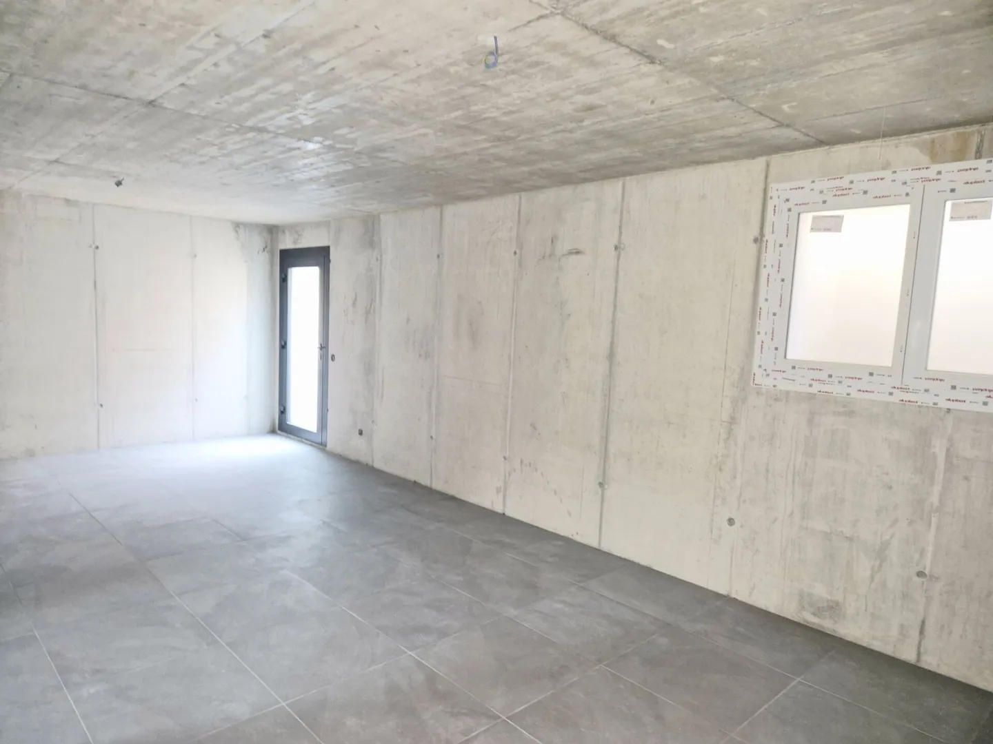 Vente à Cugnasco - Nouvelle maison individuelle avec 5,5 pièces dans un endroit calme - Photo 18 sur 23