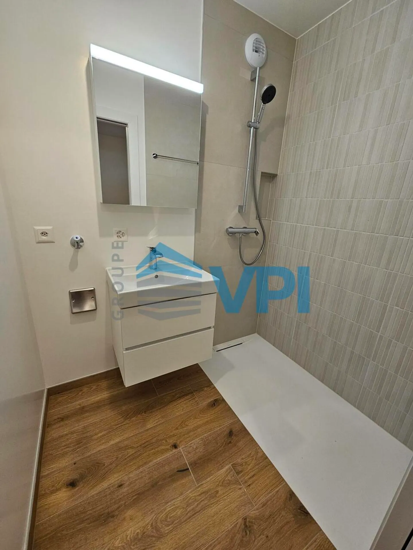 À louer, Appartement, 1202 Genf, Ref Prieuré - 3 p - Photo 2 sur 6