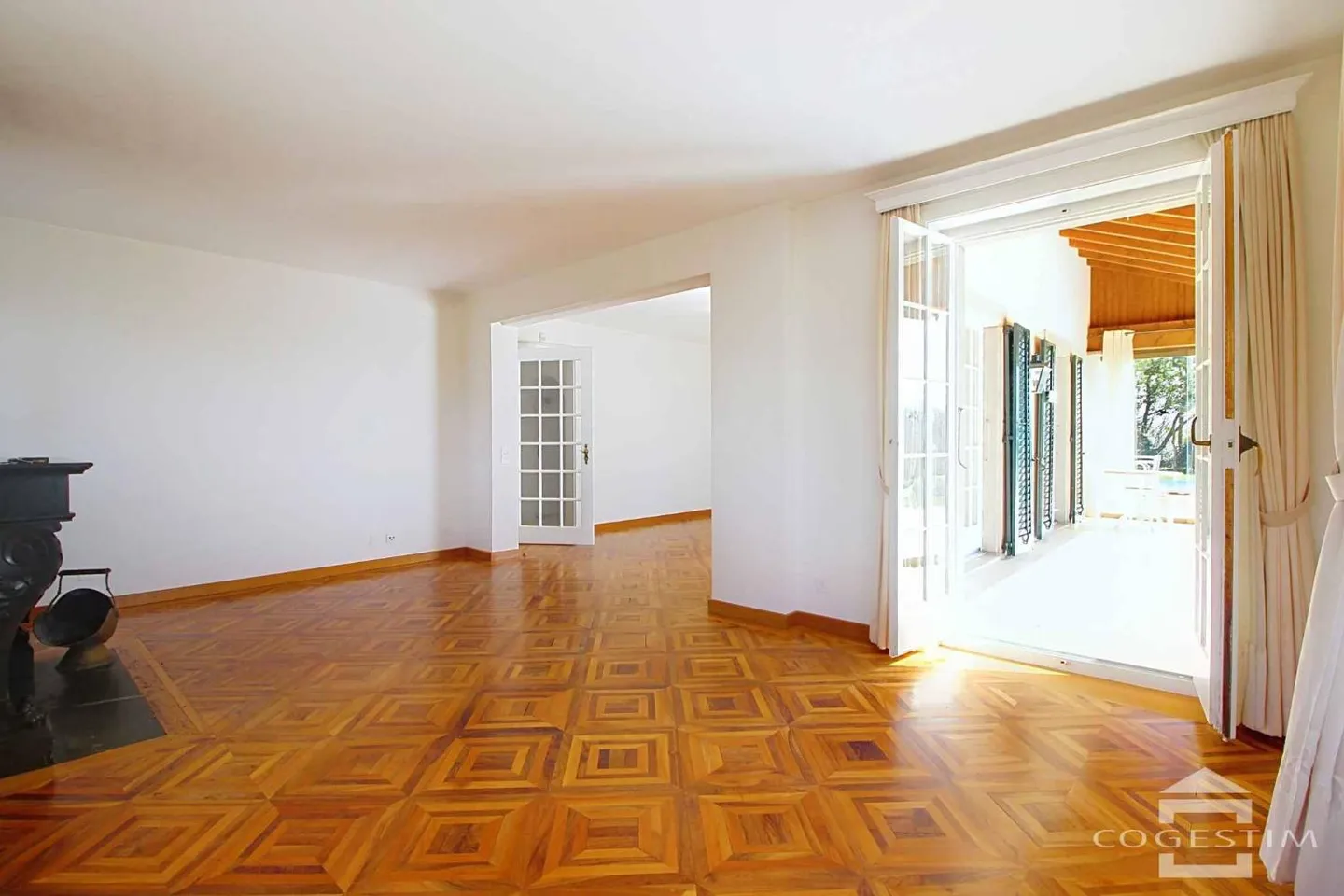 Villa 5.5 Zimmer - Foto 5 von 13