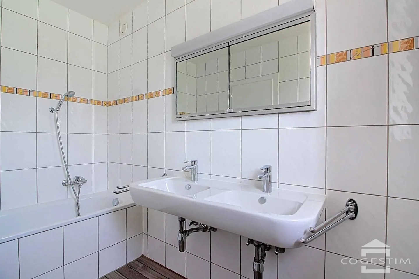 Villa 5.5 Zimmer - Foto 9 von 13