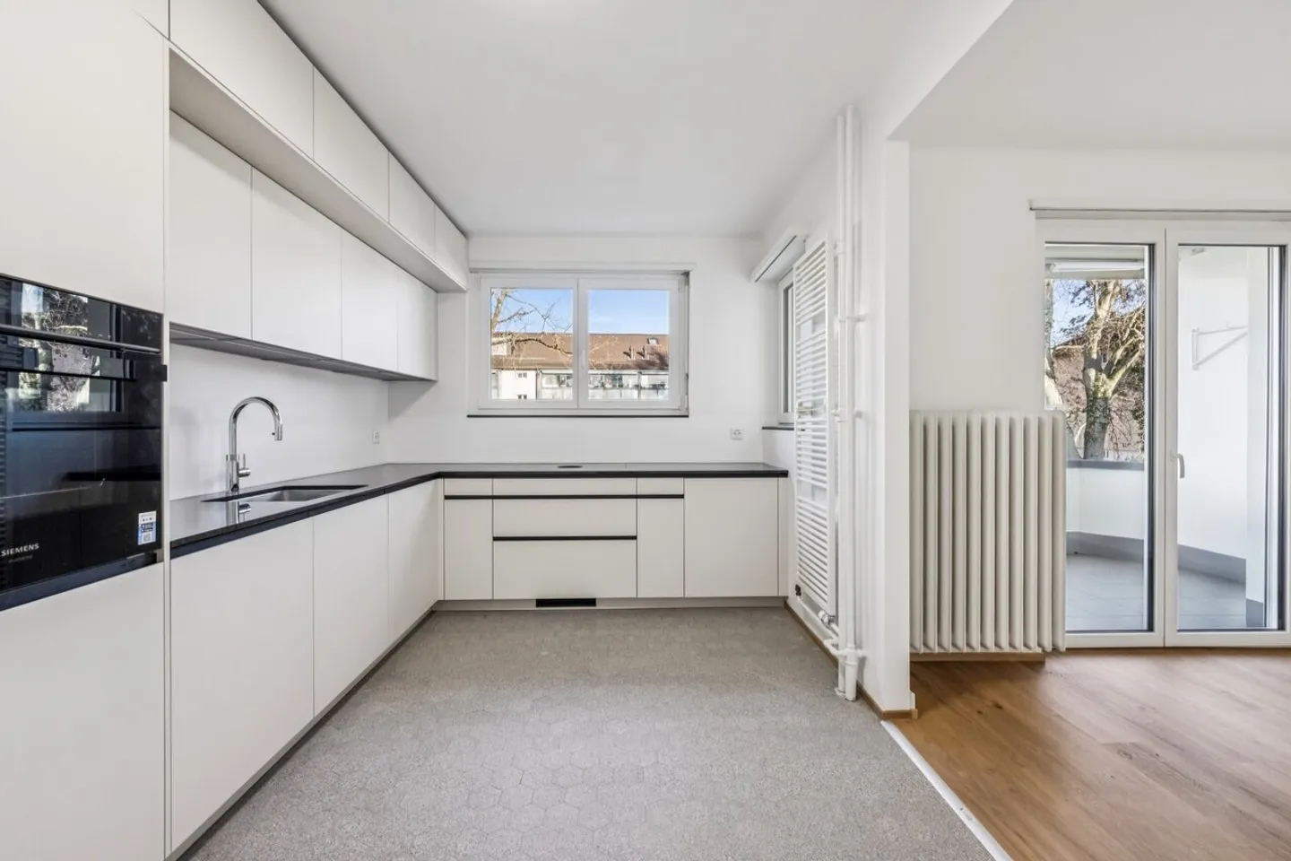 5-room apartment in the Hirzbrunnen district - Photo 1 of 15