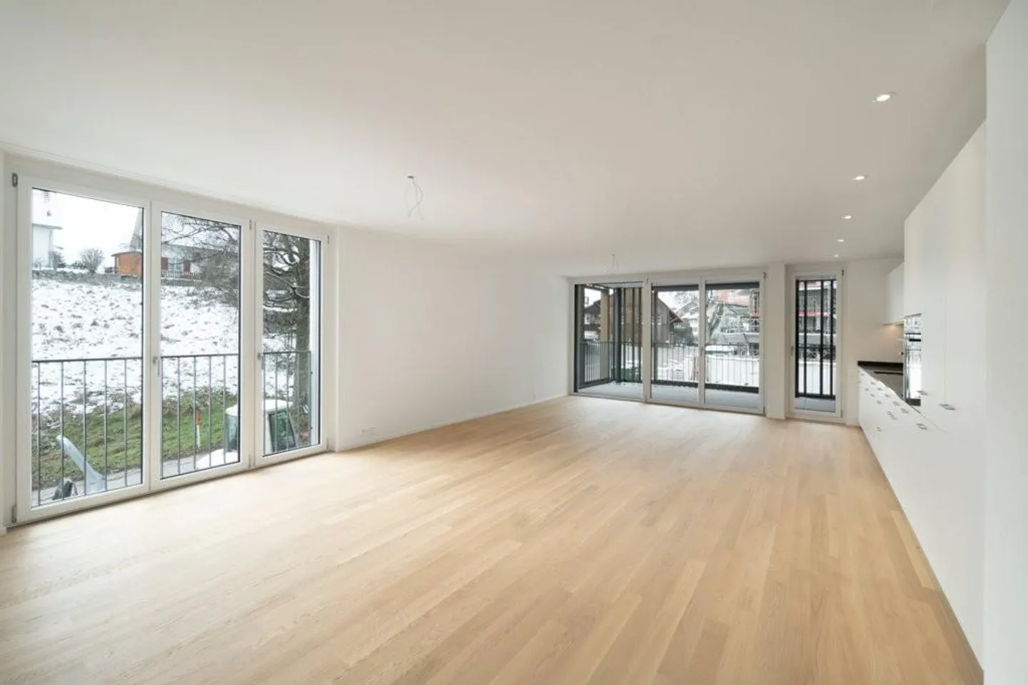 Modernes Apartment in der Natur - Foto 3 von 11