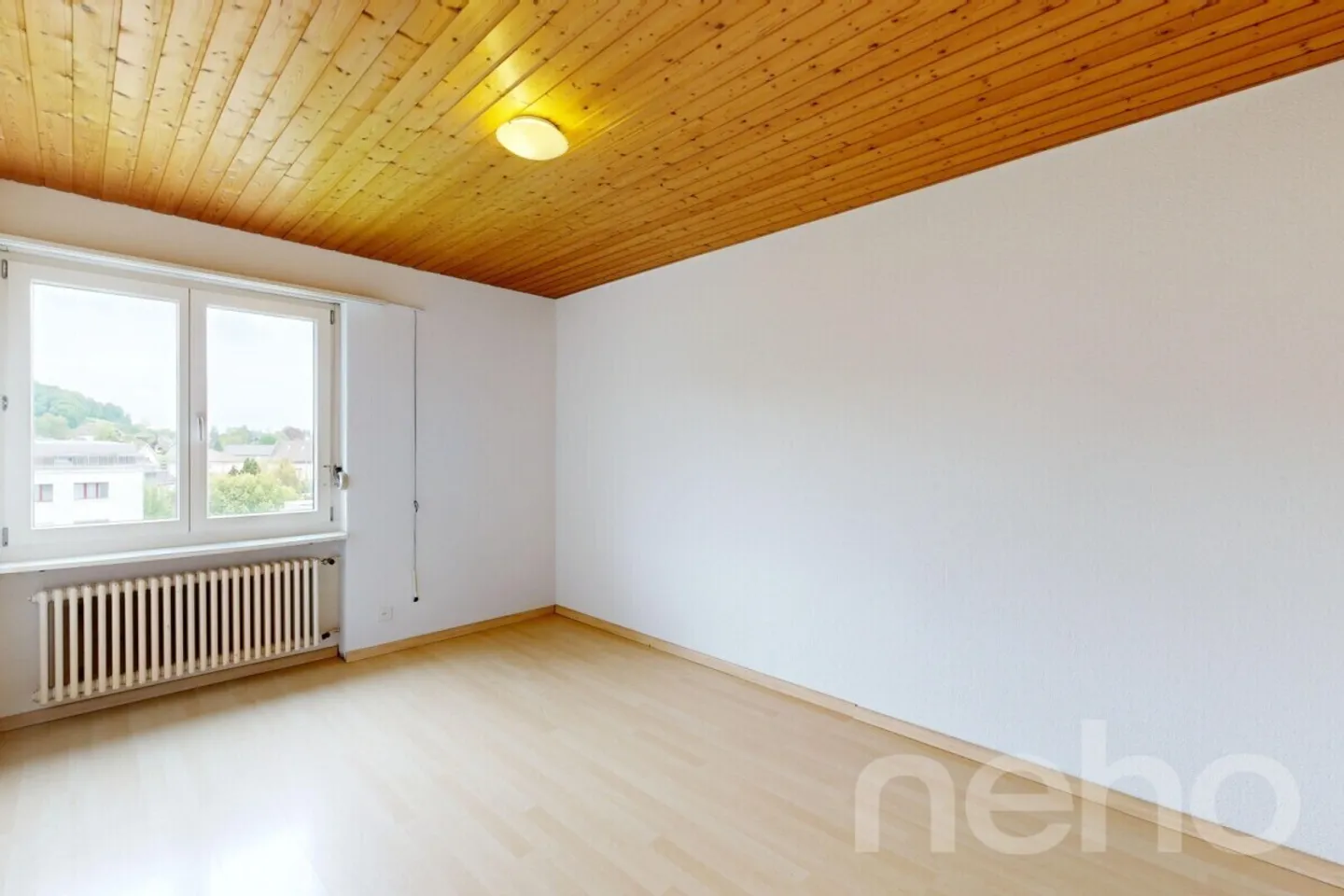 4-room apartment on the top floor with balcony and fireplace - Photo 5 of 11