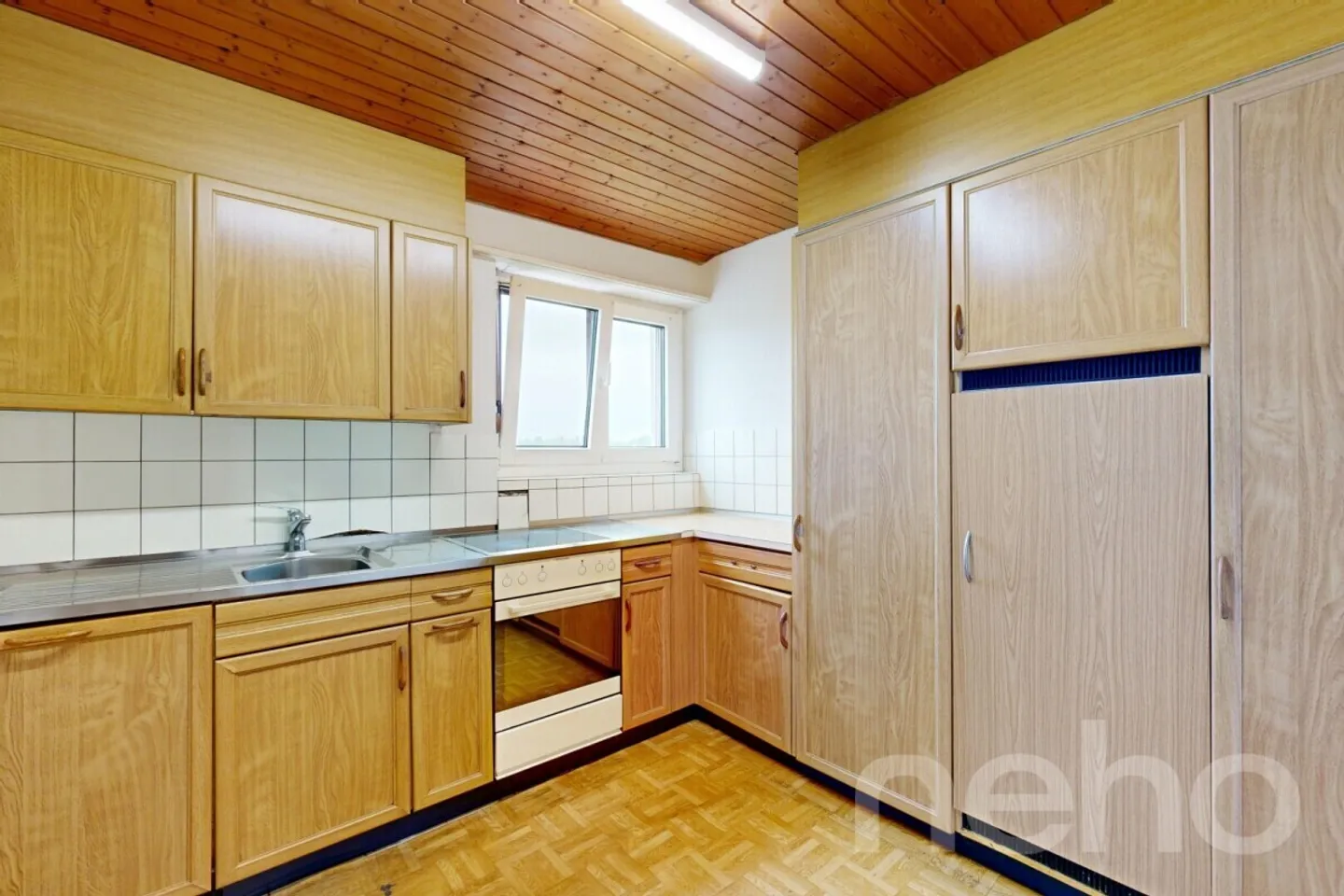 4-room apartment on the top floor with balcony and fireplace - Photo 8 of 11